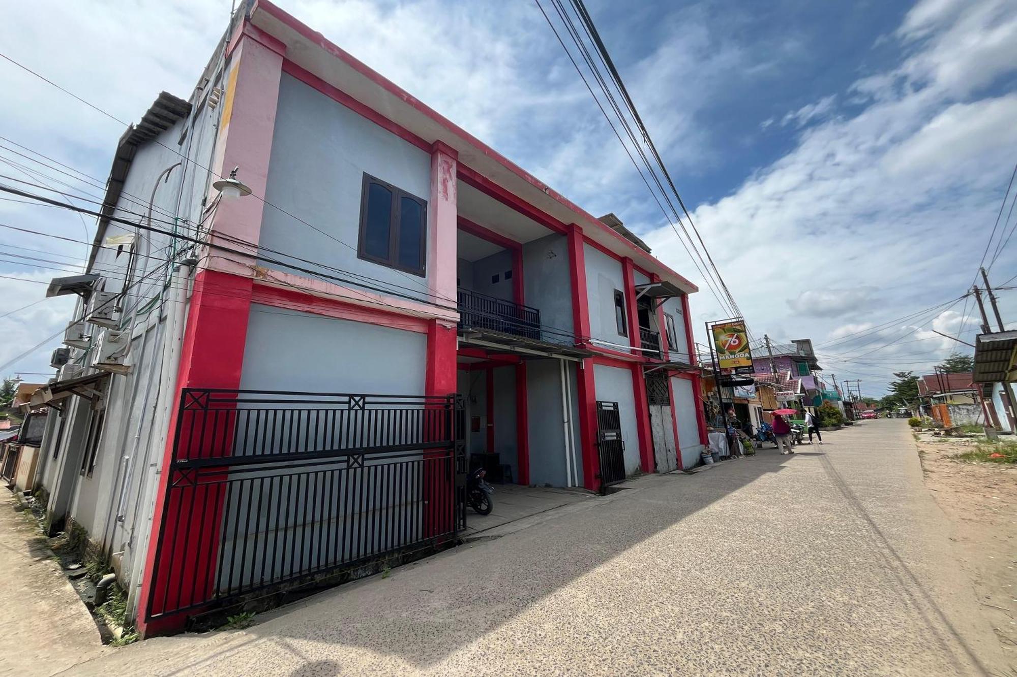 Steze Guesthouse Syariah Mendalo Jambi Exterior foto